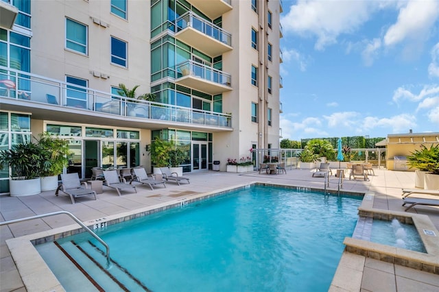 400 4th Ave S Unit 401, Saint Petersburg, FL 33701 - pool featuring a patio