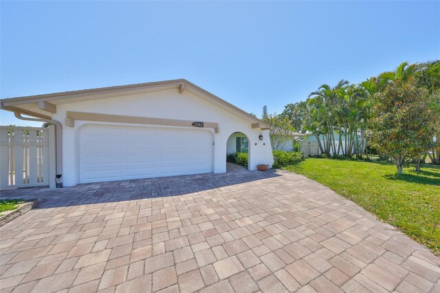 5785 Bay Pines Lakes Blvd, Saint Petersburg, FL 33708 - photo 3