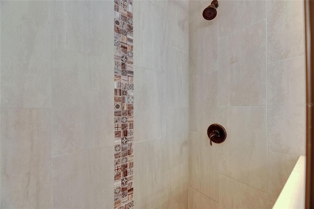 2920 N 11th St, Tampa, FL 33605 - room details featuring a tile shower