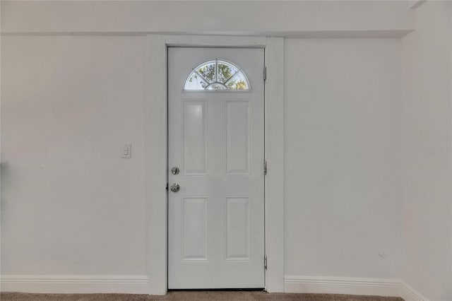 2920 N 11th St, Tampa, FL 33605 - entryway with baseboards and carpet