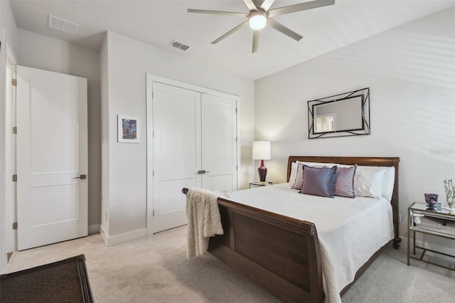 3607 W Roland St, Tampa, FL 33609 - bedroom featuring a closet, visible vents, light carpet, and baseboards