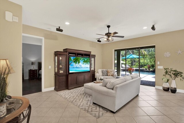 8420 Dunham Station Dr, Tampa, FL 33647 - photo 18