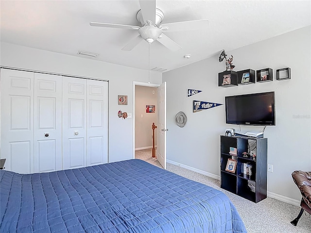 3611 Pine Knot Dr, Valrico, FL 33596 - bedroom featuring visible vents, baseboards, carpet flooring, and a closet
