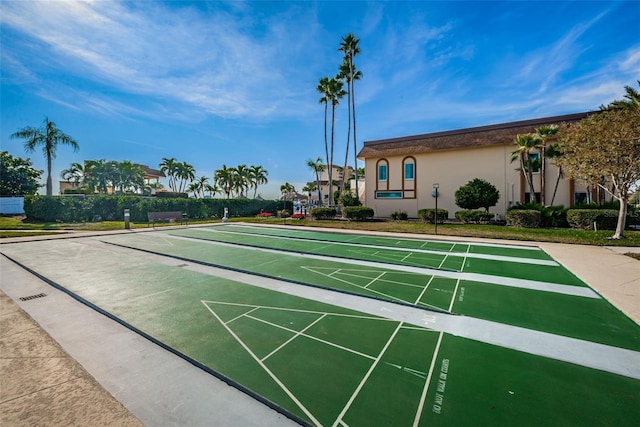 5108 Brittany Dr S Unit 607, Saint Petersburg, FL 33715 - surrounding community with shuffleboard