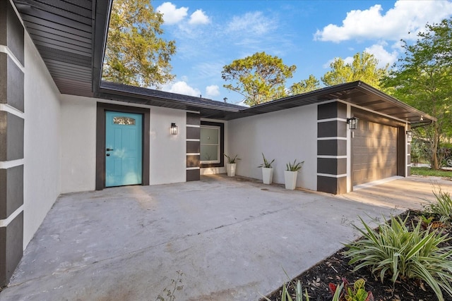 4175 N Concord Dr, Crystal River, FL 34428 - exterior space with an attached garage and stucco siding
