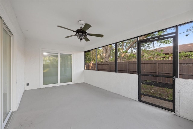 4175 N Concord Dr, Crystal River, FL 34428 - unfurnished sunroom featuring a ceiling fan