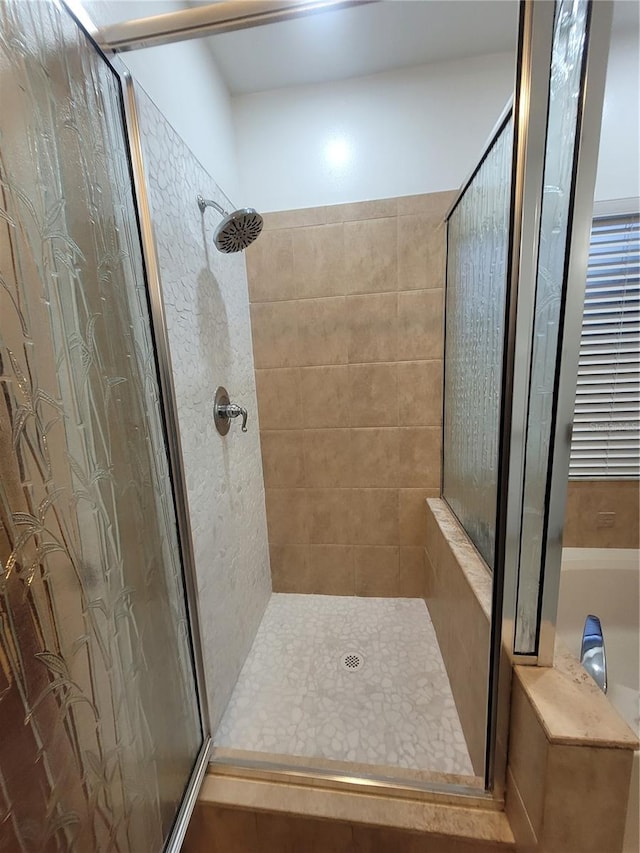 824 Greenbelt Cir, Brandon, FL 33510 - bathroom featuring a shower stall