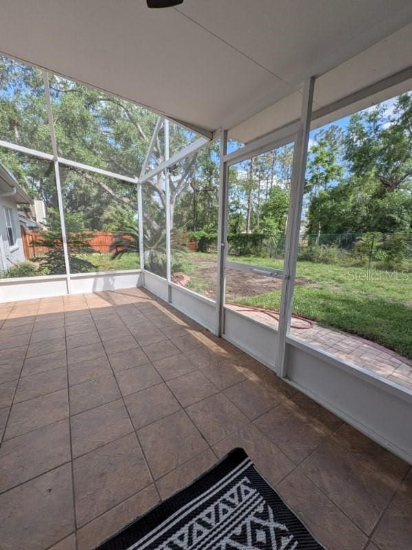 824 Greenbelt Cir, Brandon, FL 33510 - unfurnished sunroom featuring plenty of natural light