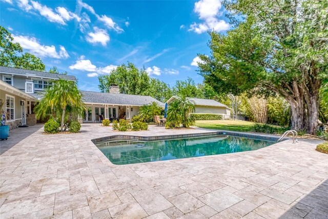898 Cypress Lakeview Ct, Tarpon Springs, FL 34688 - outdoor pool featuring a patio