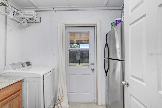 3214 W Rogers Ave, Tampa, FL 33611 - washroom with washer / dryer