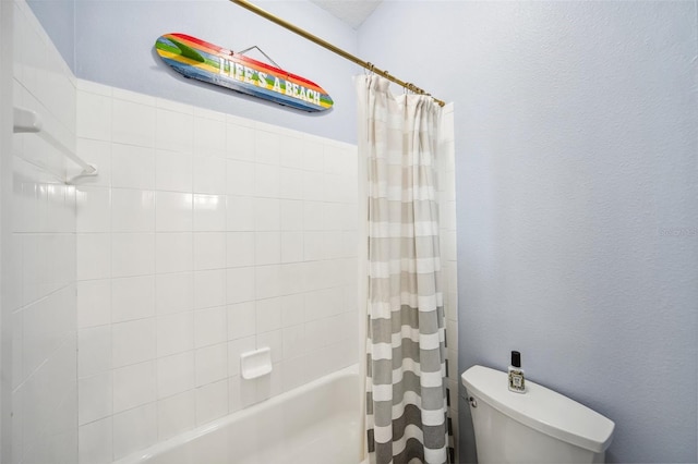 15930 Sorawater Dr, Lithia, FL 33547 - full bath featuring shower / bath combination with curtain and toilet