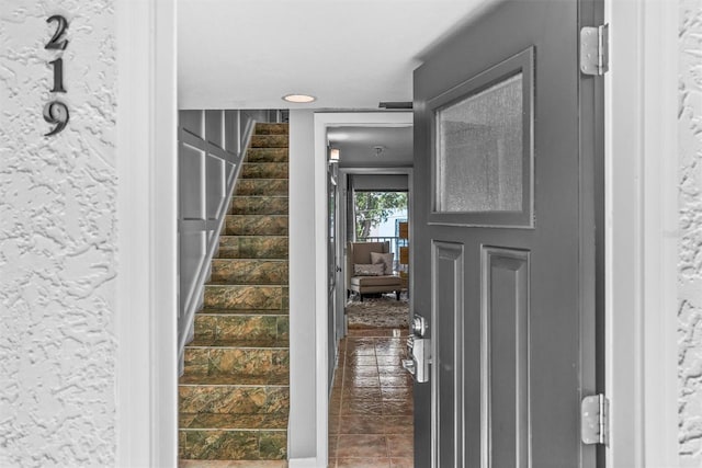 105 4th Ave NE Unit 219, Saint Petersburg, FL 33701 - view of staircase