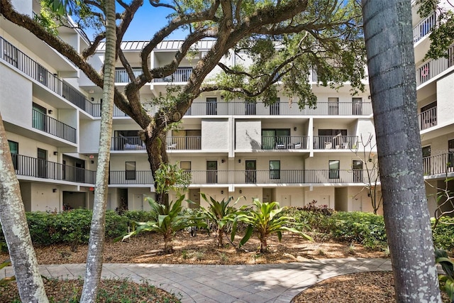 105 4th Ave NE Unit 219, Saint Petersburg, FL 33701 - view of building exterior