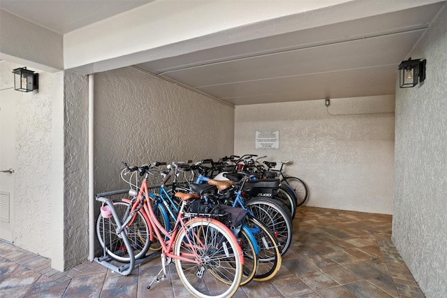 105 4th Ave NE Unit 219, Saint Petersburg, FL 33701 - garage with a textured wall