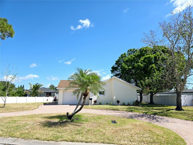 8719 Sunlit Cove Dr NE, Saint Petersburg, FL 33702 - photo 3