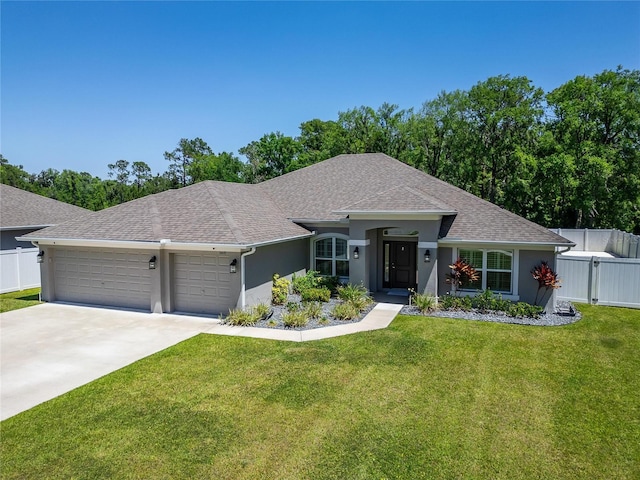 5419 Knights Landing Dr, Lakeland, FL 33810 - single story home featuring a garage, stucco siding, fence, and a front lawn