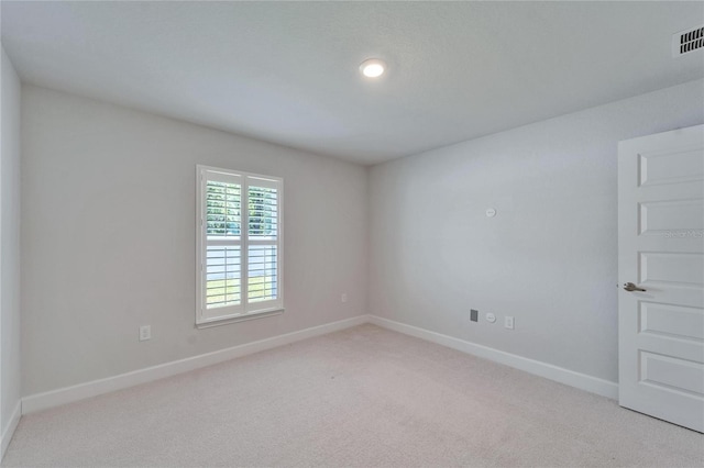 5419 Knights Landing Dr, Lakeland, FL 33810 - unfurnished room with light colored carpet and baseboards