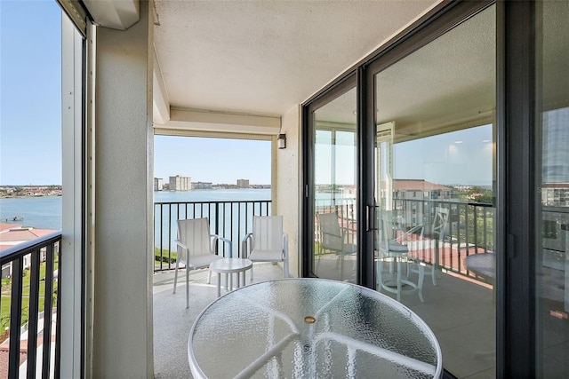 6322 Palma Del Mar Blvd S Unit 706, Saint Petersburg, FL 33715 - balcony featuring a water view