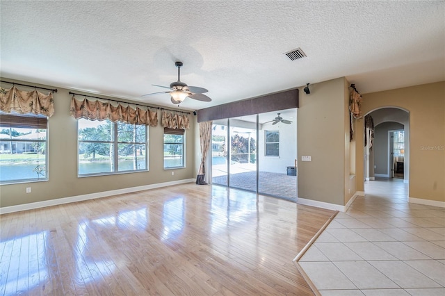 18002 Forest Retreat Ln, Tampa, FL 33647 - photo 86