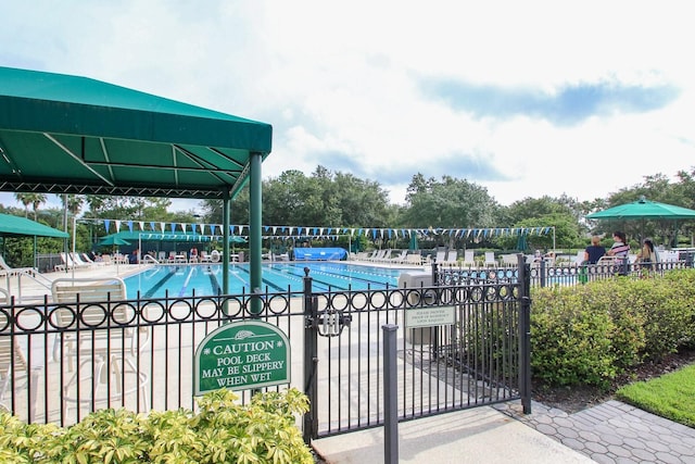 18002 Forest Retreat Ln, Tampa, FL 33647 - photo 63