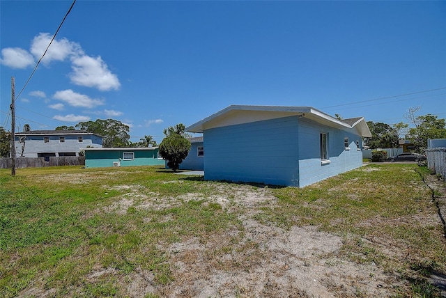 3841 Wahoo Dr SE, Saint Petersburg, FL 33705 - view of yard featuring fence