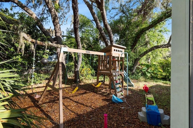 6230 Gannetdale Dr, Lithia, FL 33547 - view of community playground