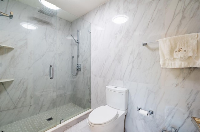 3302 W Caracas St, Tampa, FL 33614 - full bath with a marble finish shower, toilet, and tile walls