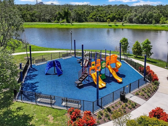 7413 Surrey Wood Ln, Apollo Beach, FL 33572 - view of community with a water view