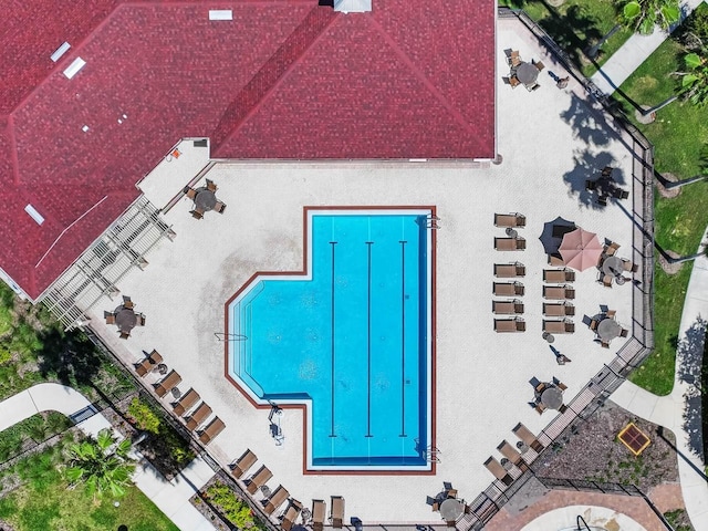 7413 Surrey Wood Ln, Apollo Beach, FL 33572 - view from above of property
