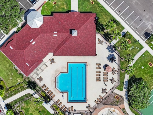 7413 Surrey Wood Ln, Apollo Beach, FL 33572 - view from above of property featuring a pool area