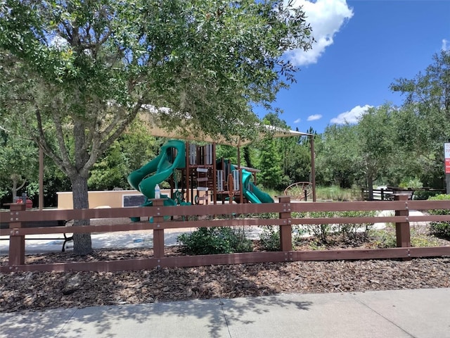 33034 Sand Creek Dr, Wesley Chapel, FL 33543 - view of communal playground