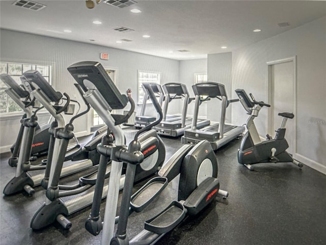 810 Island Walk Dr Unit 810, Tampa, FL 33602 - workout area with baseboards, visible vents, and a wealth of natural light
