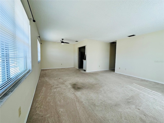 203 Rickenbacker Dr, Sun City Center, FL 33573 - photo 4