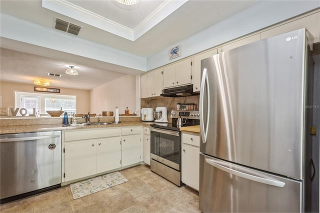 kitchen with visible vents, appliances with stainless steel finishes, under cabinet range hood, and a sink