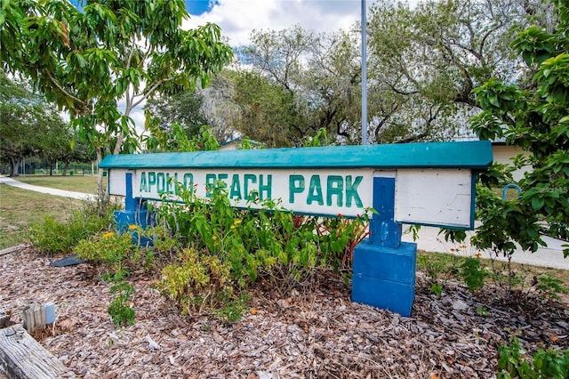 907 Golf Island Dr, Apollo Beach, FL 33572 - exterior view