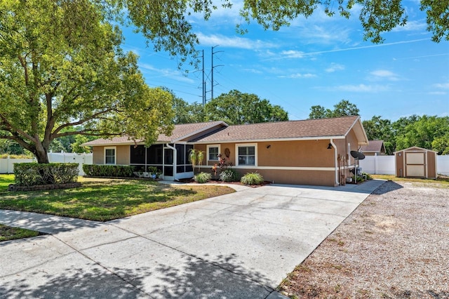 506 Spring Tree Ct, Tarpon Springs, FL 34689 - ranch-style home featuring a sunroom, driveway, and stucco siding