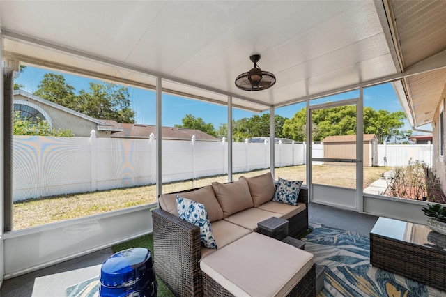 506 Spring Tree Ct, Tarpon Springs, FL 34689 - sunroom / solarium featuring an outdoor living space and ceiling fan