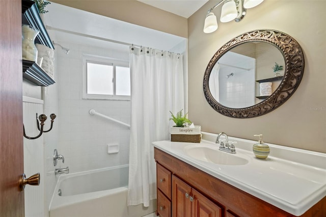 8763 Matthew St, Seminole, FL 33772 - full bath featuring vanity and shower / bath combination with curtain