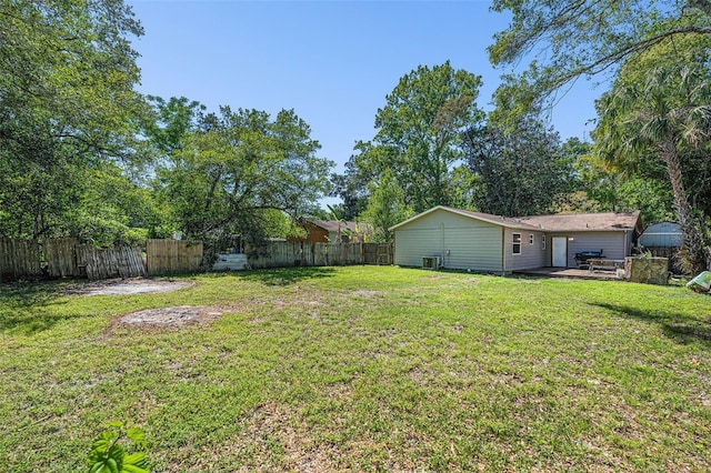 186 Grand Ave, Brooksville, FL 34604 - view of yard with a patio