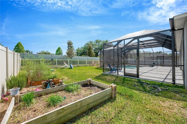 2511 Early Dawn Ct, Valrico, FL 33594 - view of yard with a fenced backyard, a patio, a fenced in pool, and a vegetable garden