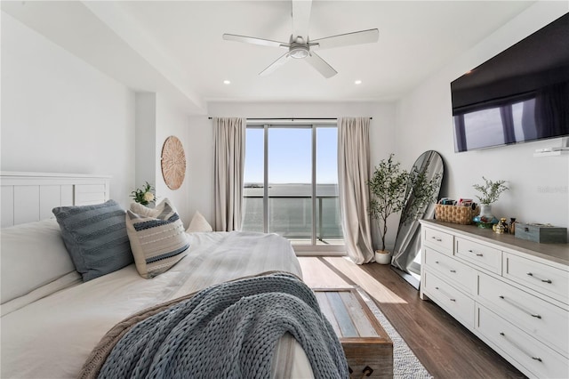 bedroom with recessed lighting, dark wood-style floors, access to exterior, and ceiling fan