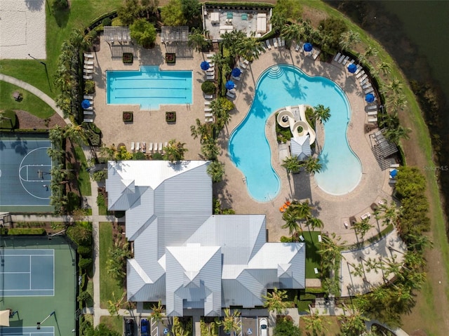 birds eye view of property