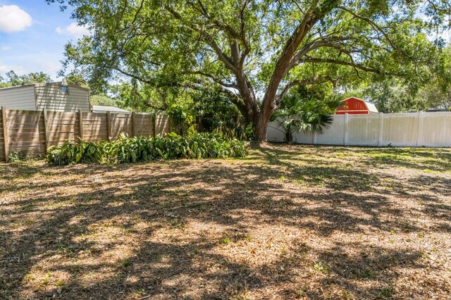 8721 N Whittier St, Tampa, FL 33617 - photo 31