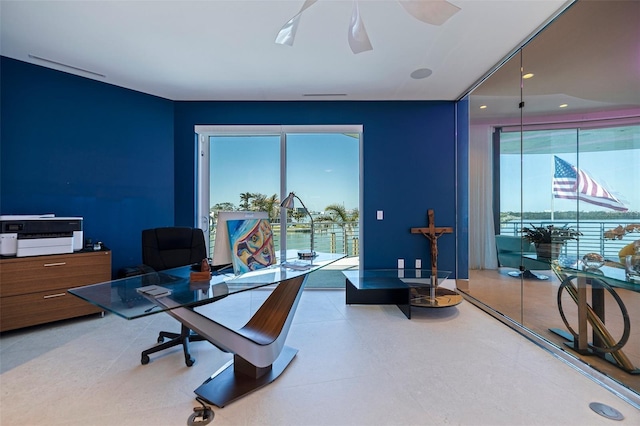 12650 7th St E, Treasure Island, FL 33706 - office area with a ceiling fan