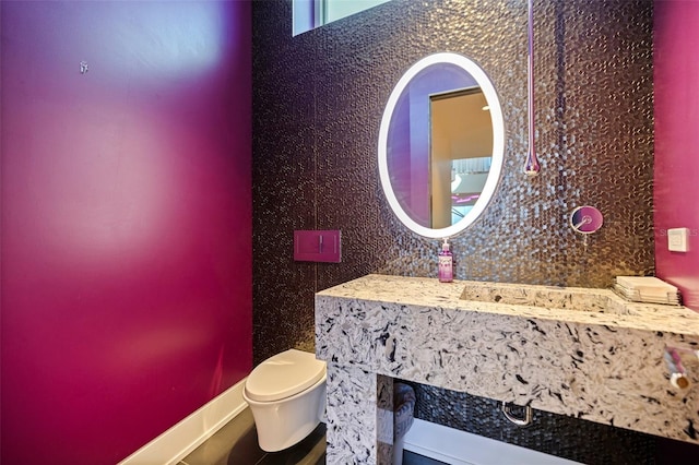 12650 7th St E, Treasure Island, FL 33706 - bathroom with toilet