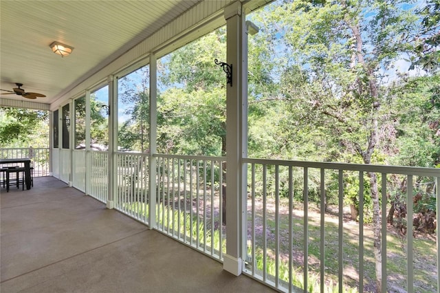 16420 Iola Woods Trl, Dade City, FL 33523 - sunroom with a ceiling fan