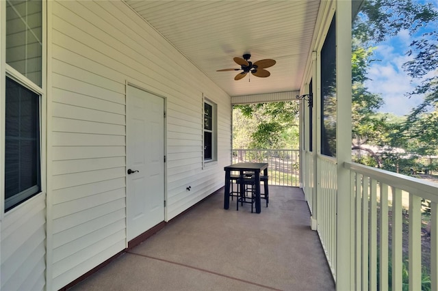 16420 Iola Woods Trl, Dade City, FL 33523 - view of patio / terrace featuring ceiling fan