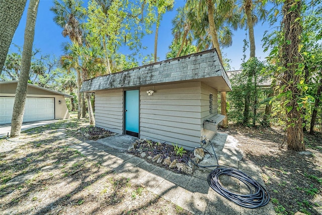 view of outbuilding with an outbuilding