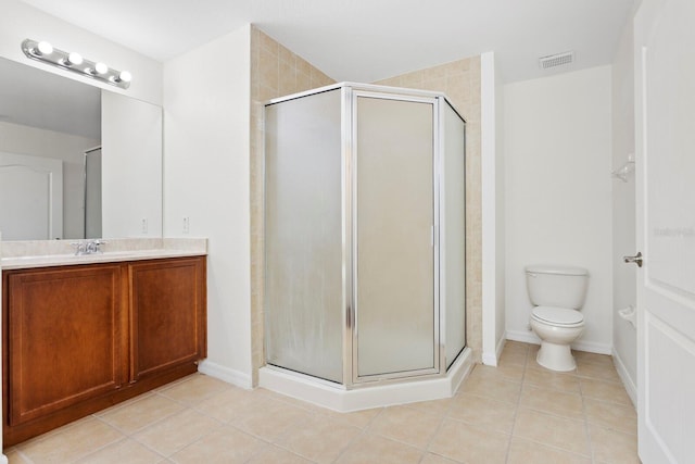20123 Bay Cedar Ave, Tampa, FL 33647 - full bath featuring tile patterned floors, visible vents, vanity, and a stall shower