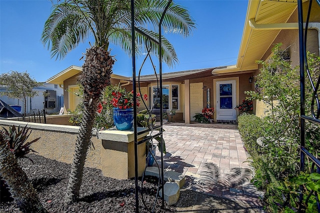 5931 33rd Ave N, Saint Petersburg, FL 33710 - exterior space
